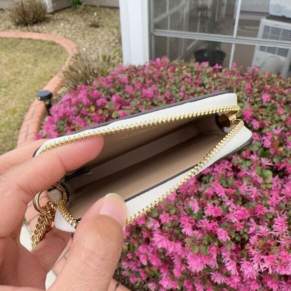 NWT Coach Zip Card Case In Signature Canvas With Floral Print - Picture 6 of 6